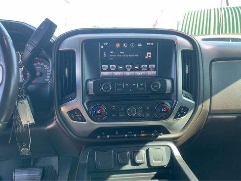 Used 2023 GMC Sierra 1500 AT4 w/ AT4 Premium Package AWD/4WD image 16