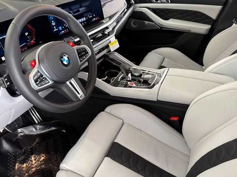 New 2026 BMW X5 M Competition w/ Executive Package AWD/4WD image 4