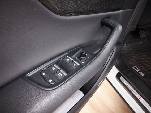 Used 2020 Audi Q8 Premium Plus w/ Premium Plus Package AWD/4WD image 12