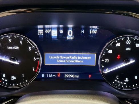 Used 2023 Buick Envision Avenir AWD/4WD image 11