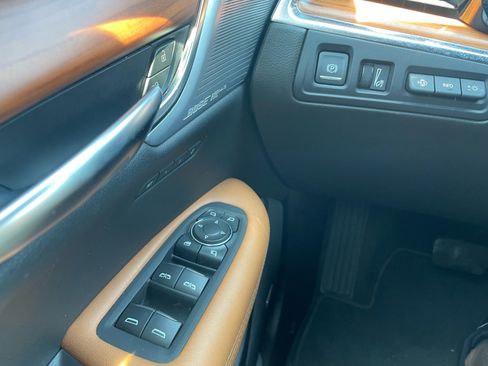 Used 2023 Cadillac XT5 Premium Luxury w/ Technology Package FWD image 16