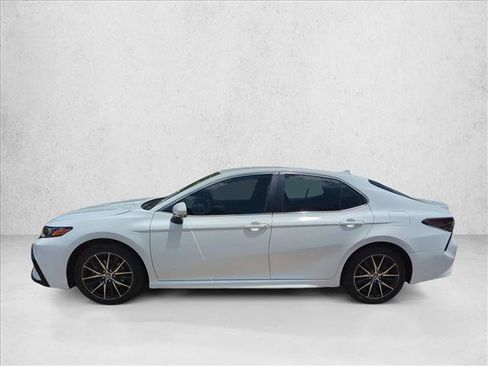 Certified 2024 Toyota Camry SE FWD image 8