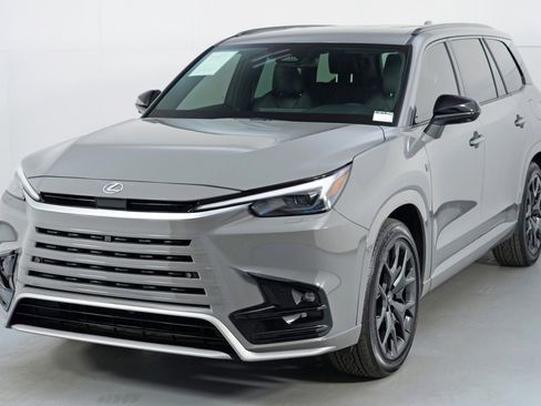 Used 2025 Lexus TX 500h AWD w/ Technology Package image 49