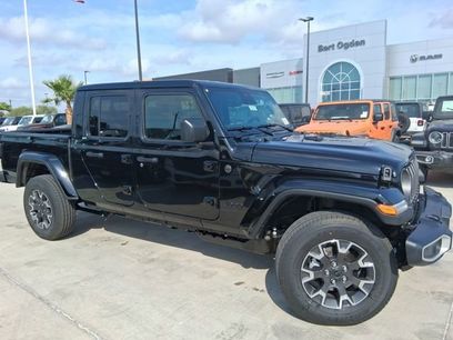 New 2026 Jeep Gladiator Sport