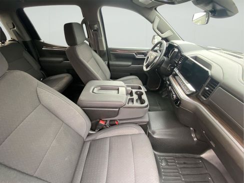 Used 2026 Chevrolet Silverado 1500 LT AWD/4WD image 7