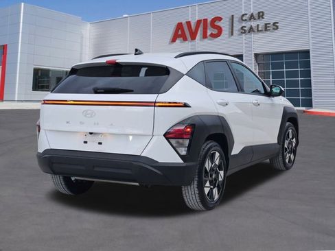 Used 2025 Hyundai Kona SEL image 6