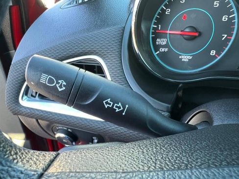 Used 2017 Chevrolet Cruze LT w/ Convenience Package image 17