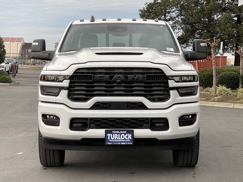New 2026 RAM 2500 Tradesman AWD/4WD image 3