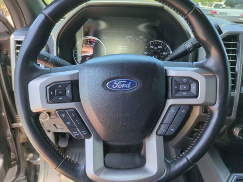 Used 2021 Ford F250 Platinum w/ FX4 Off-Road Package AWD/4WD image 31
