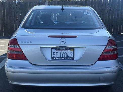 Used 2003 Mercedes-Benz E 320 Sedan image 5