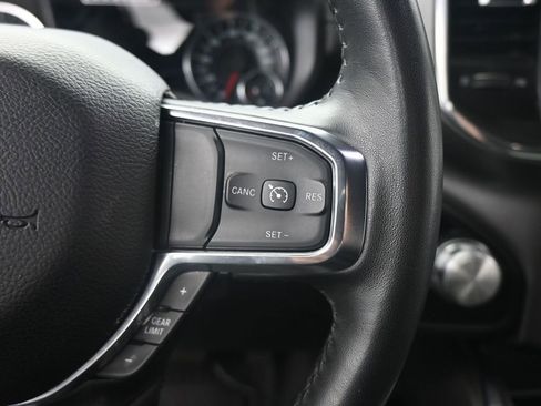 Used 2024 RAM 1500 Laramie image 12