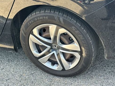 Used 2016 Honda Civic LX image 4