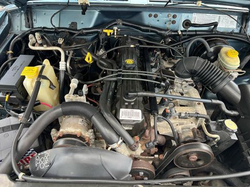 Used 1997 Jeep Cherokee Sport AWD/4WD image 19