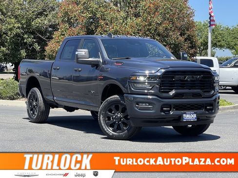 New 2026 RAM 2500 Big Horn AWD/4WD image 1