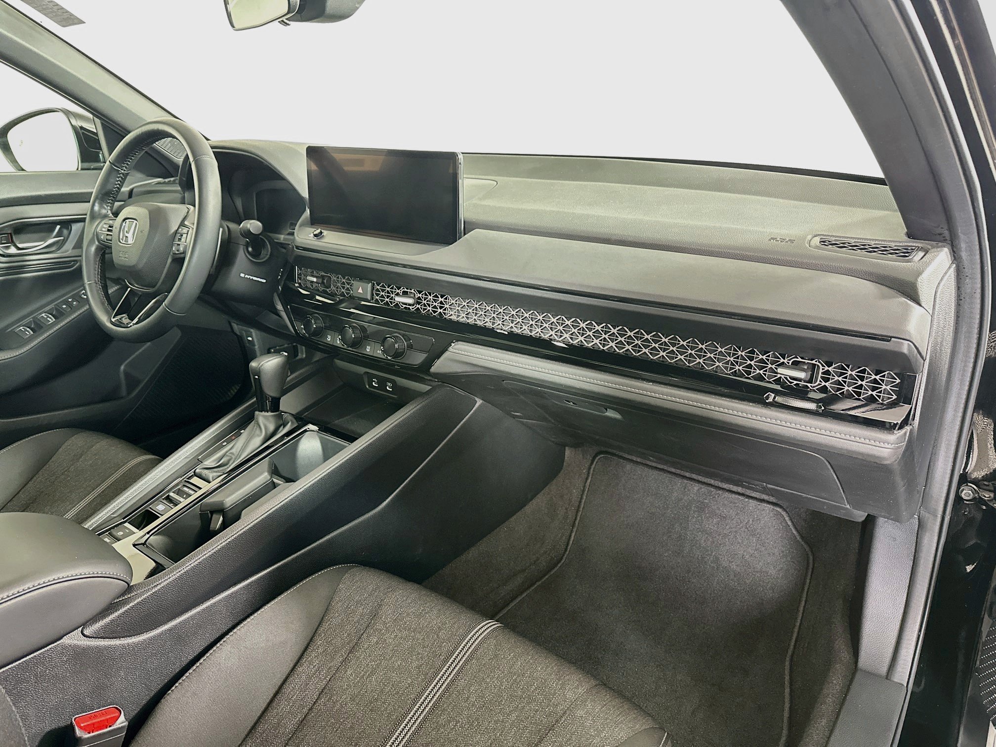 Used 2024 Honda Accord Sport image 27