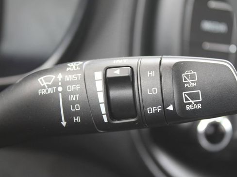 Certified 2025 Kia Soul LX FWD image 30