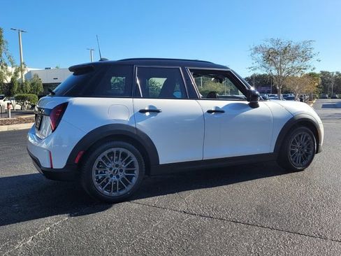 New 2026 MINI Cooper 4-Door Hardtop FWD image 7