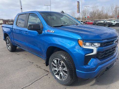 Used 2023 Chevrolet Silverado 1500 RST image 3