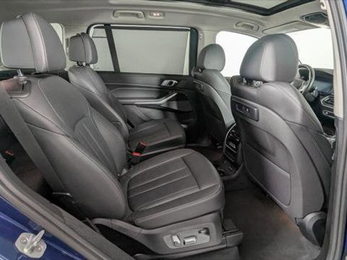 Used 2020 BMW X7 xDrive40i w/ Executive Package image 23