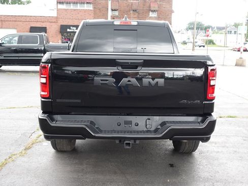 Used 2025 RAM 1500 Big Horn AWD/4WD image 8