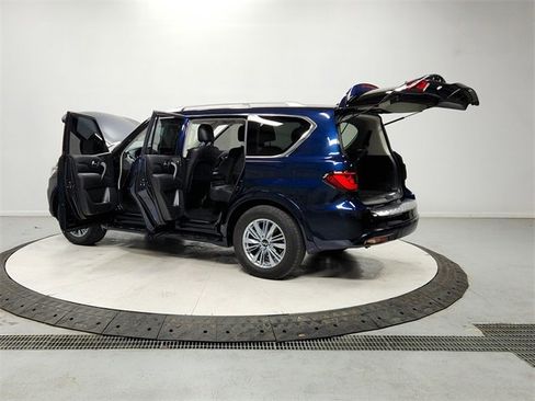 Used 2024 INFINITI QX80 Luxe image 13
