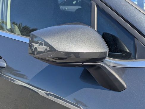 Used 2025 Kia Sportage LX image 10