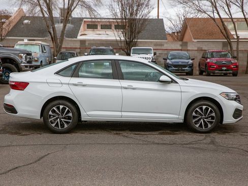 Used 2024 Volkswagen Jetta S image 3
