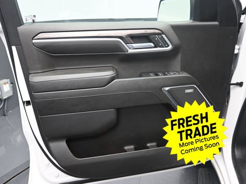 Used 2022 Chevrolet Silverado 1500 LTZ w/ LTZ Premium Package image 22