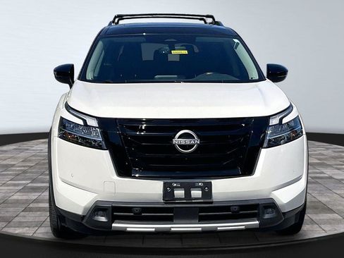 Certified 2023 Nissan Pathfinder SL w/ SL Premium Package AWD/4WD image 2