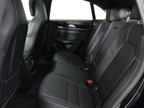 New 2026 Porsche Macan Electric RWD image 17