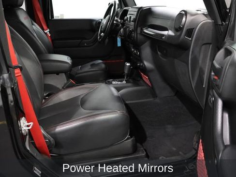 Used 2017 Jeep Wrangler Rubicon AWD/4WD image 16