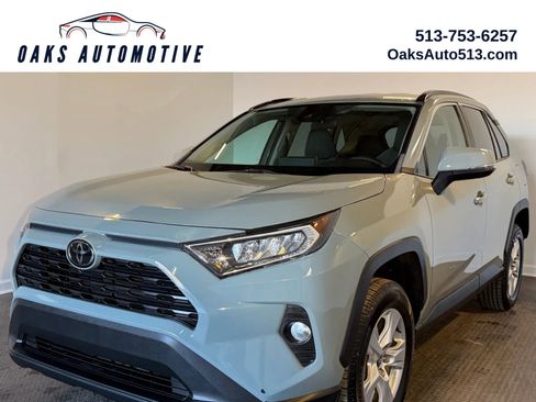 Used 2021 Toyota RAV4 XLE AWD/4WD image 1