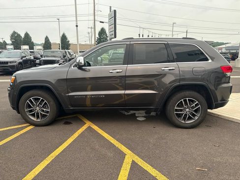 Used 2018 Jeep Grand Cherokee Limited AWD/4WD image 5