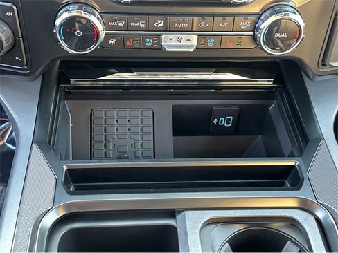 New 2026 Ford F250 Lariat w/ Lariat Ultimate Package image 29
