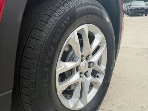 Used 2018 Chevrolet Traverse LT w/ LPO, Floor Liner Package AWD/4WD image 9
