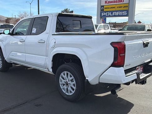New 2026 Toyota Tacoma SR5 image 5