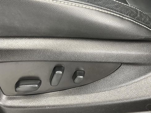 Used 2019 Chevrolet Tahoe LT image 13