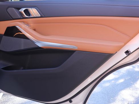 New 2026 BMW X7 xDrive40i AWD/4WD image 23