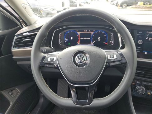 Used 2021 Volkswagen Jetta SEL Premium image 26