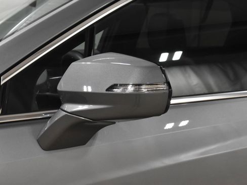 Certified 2025 Cadillac XT5 Premium Luxury image 36