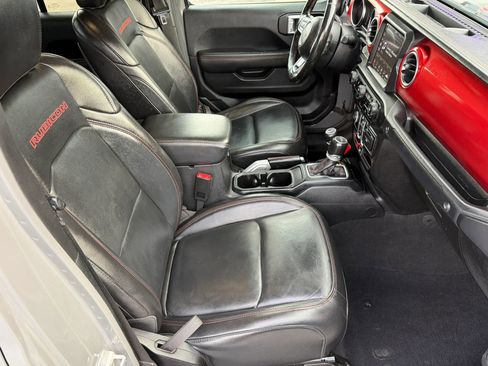 Used 2020 Jeep Gladiator Rubicon AWD/4WD image 18