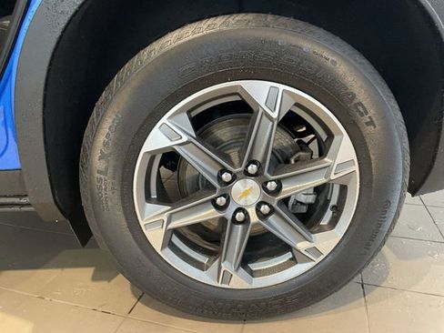 Used 2025 Chevrolet Blazer LT FWD image 30