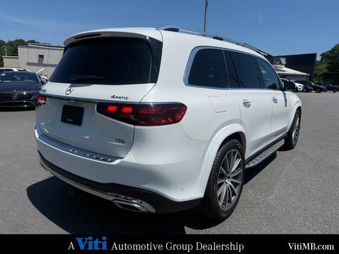 Certified 2025 Mercedes-Benz GLS 580 4MATIC image 8