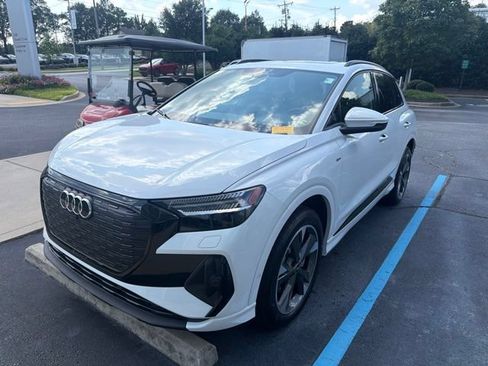 Certified 2023 Audi Q4 e-tron Prestige AWD/4WD image 7
