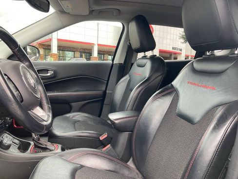 Used 2018 Jeep Compass Trailhawk w/ Navigation Group AWD/4WD image 10