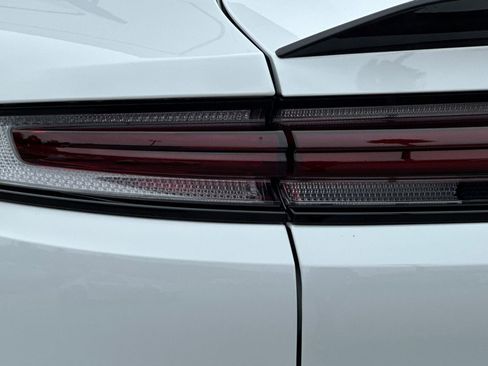 Certified 2024 Porsche Cayenne Turbo GT AWD/4WD image 39