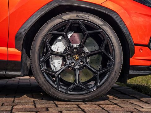 Used 2024 Lamborghini Urus Performante image 14