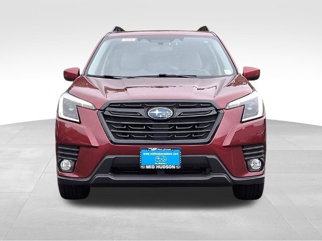 Used 2023 Subaru Forester Premium AWD/4WD image 2