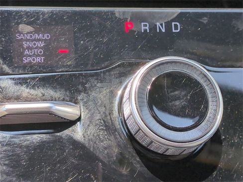 Used 2024 Jeep Grand Cherokee L Limited image 16