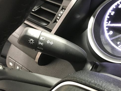 Used 2024 Toyota Camry XLE image 25